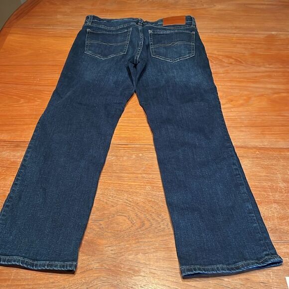 Lucky Brand Sweet Crop Jeans - Picture 2 of 14